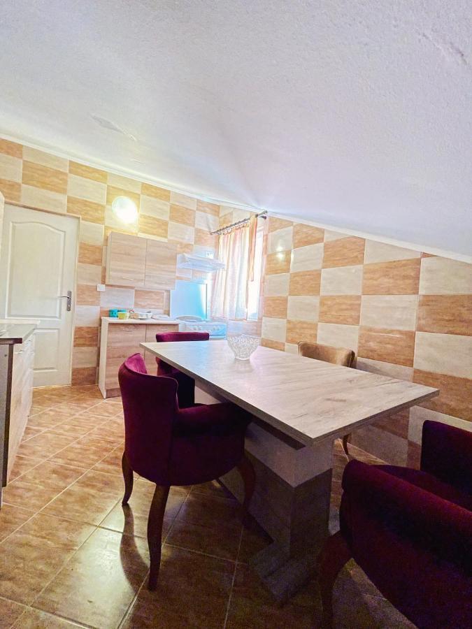 Vila Duricic 300M Od Mora Hotel เดโนวิชี ภายนอก รูปภาพ
