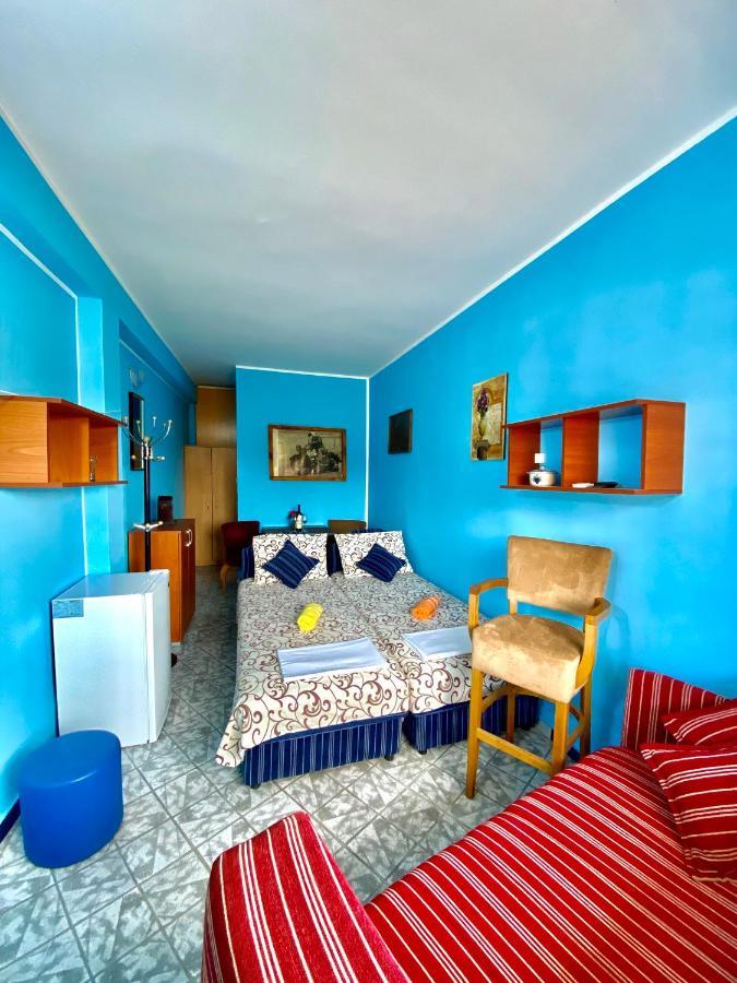 Vila Duricic 300M Od Mora Hotel เดโนวิชี ภายนอก รูปภาพ