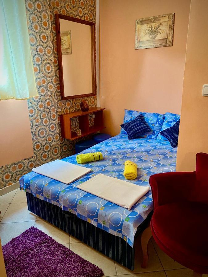Vila Duricic 300M Od Mora Hotel เดโนวิชี ภายนอก รูปภาพ